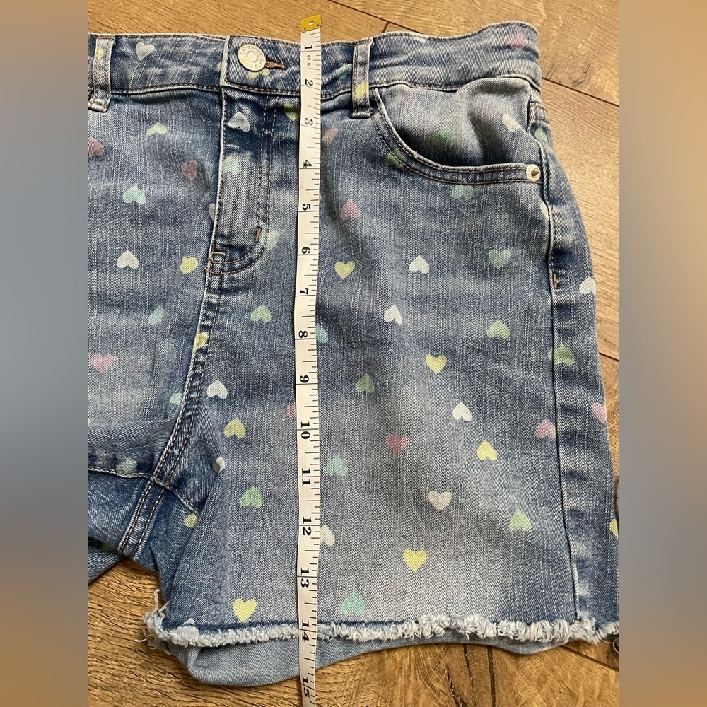 Cat & Jack Blue Heart Print Jean Shorts - Picture 10 of 14